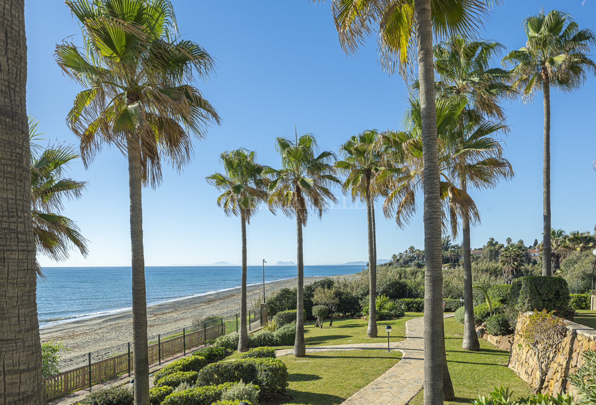 Apartment in Estepona East