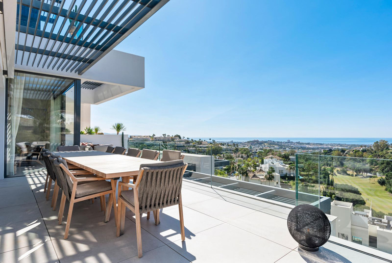 Atico Duplex en venta en Benahavis