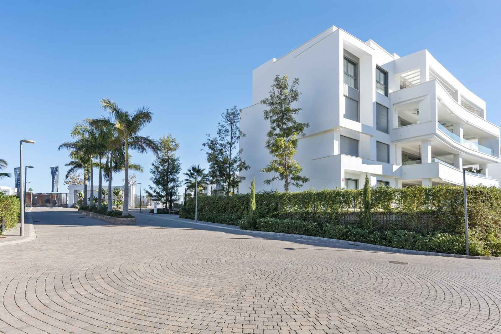 Apartment for sale in Marbella East