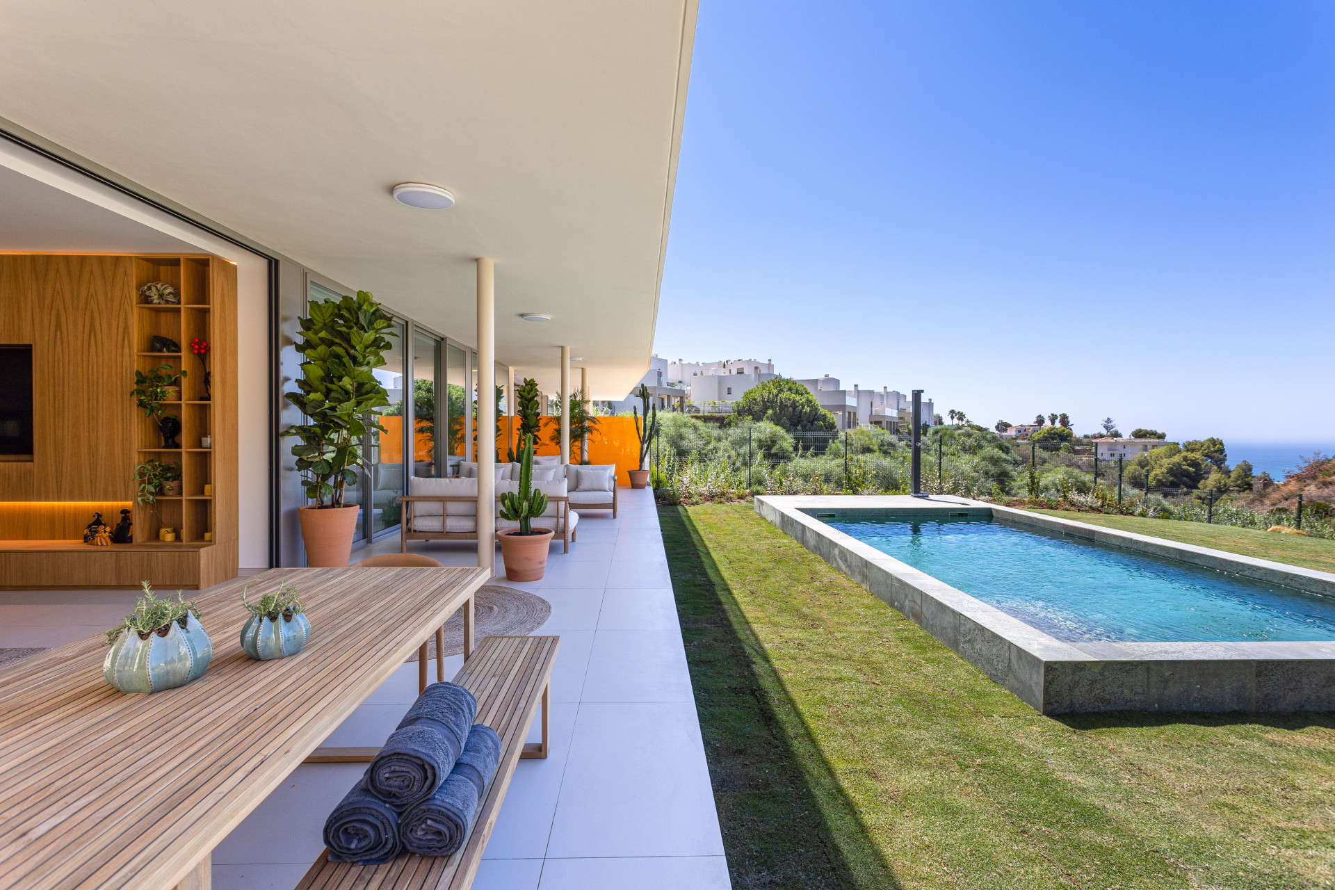 Unique garden apartment that feels like a villa