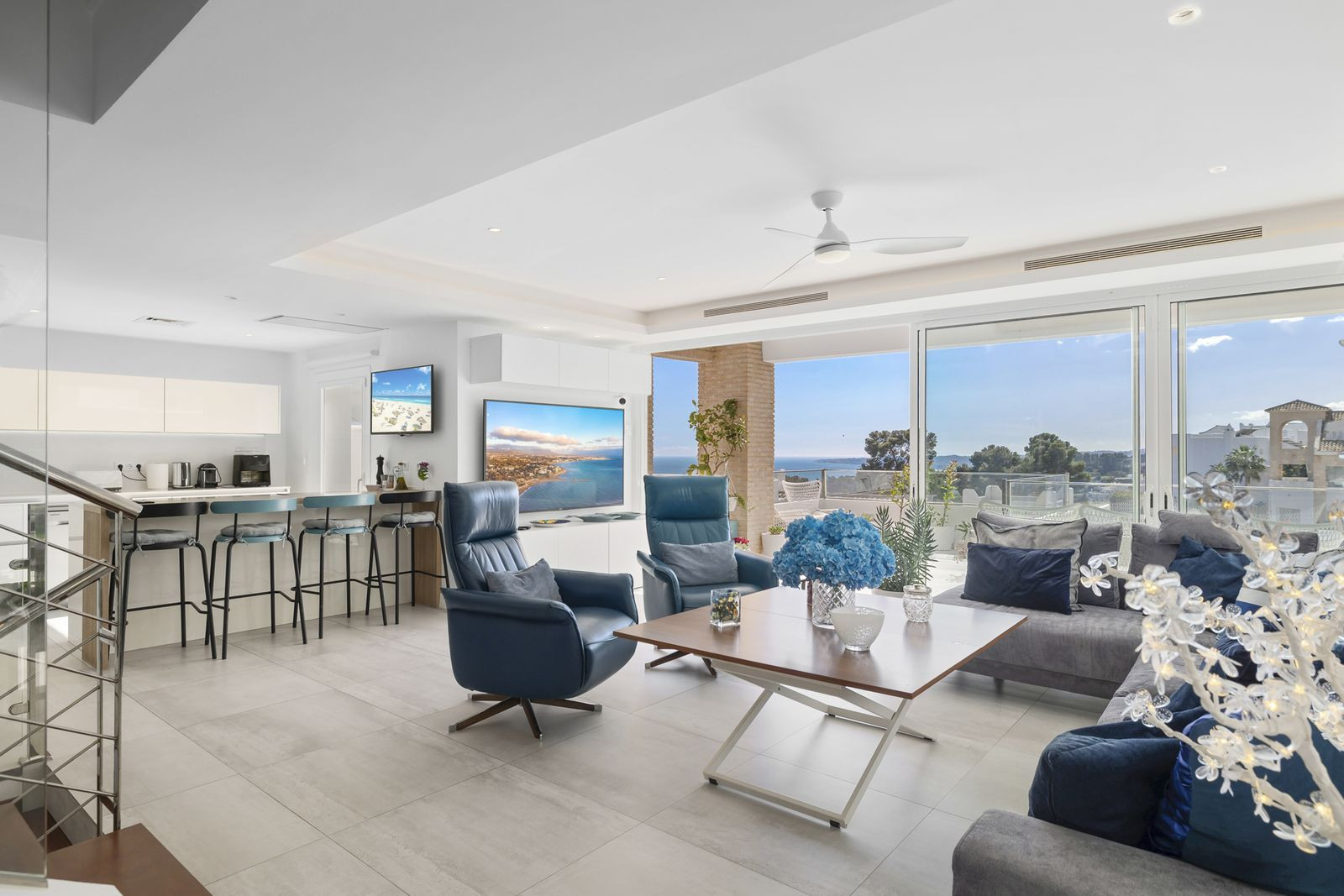 Villa en venta en Benalmadena