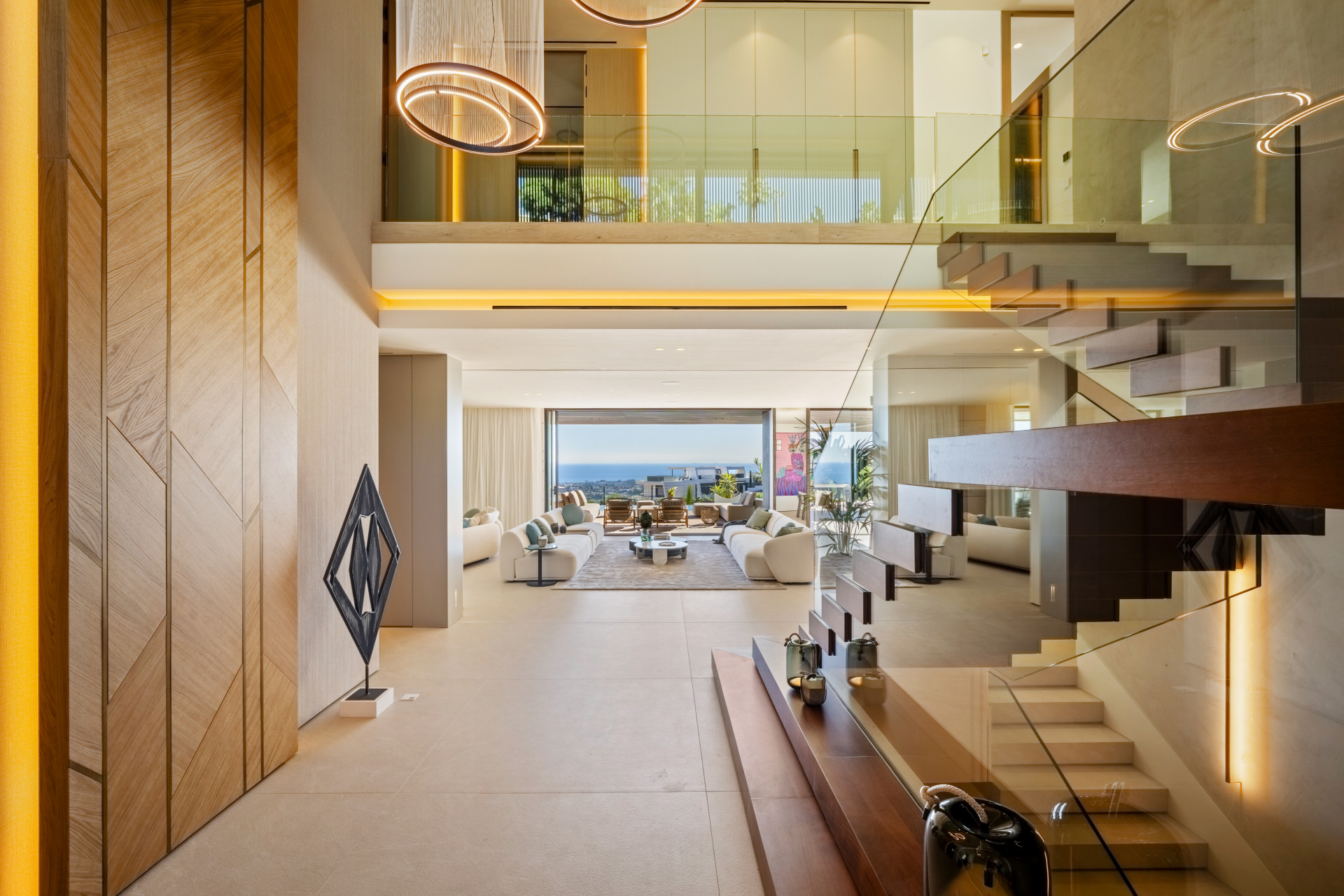 Villa for sale in Benahavis