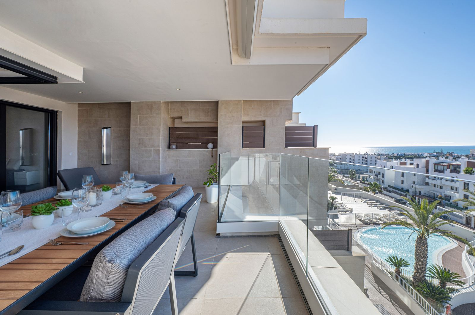 Elegant Three-Bedroom Apartment with Private Pool in Cala de Mijas