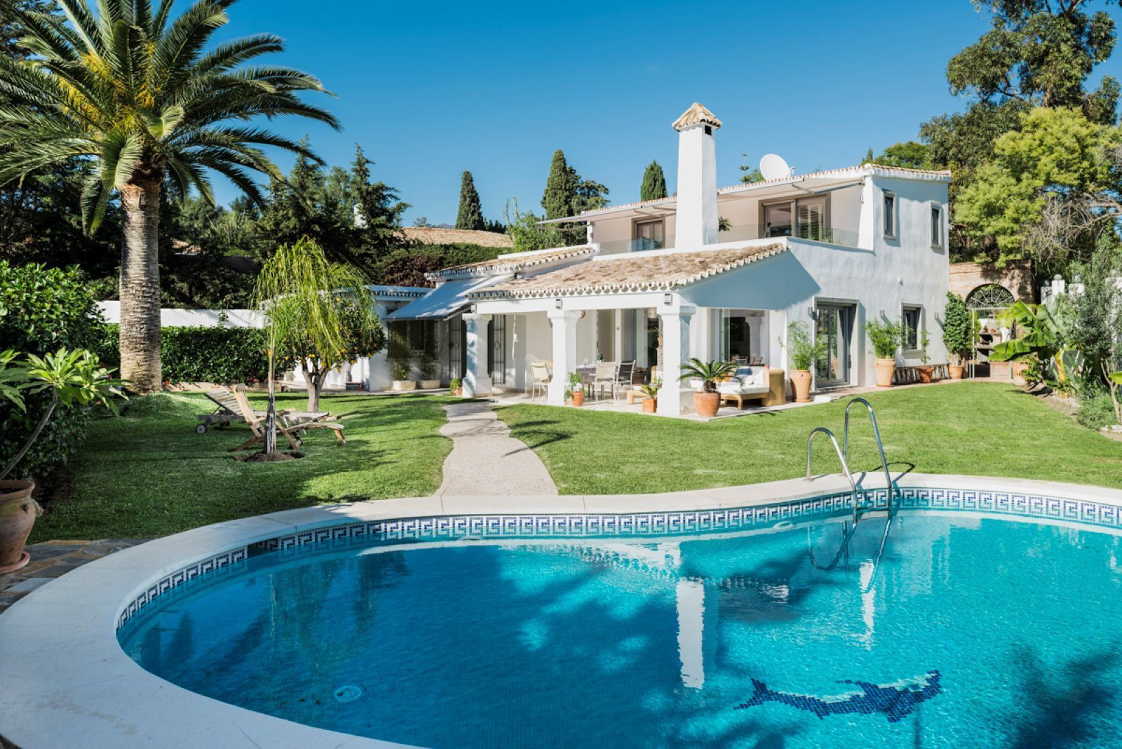 Villa for sale in La Quinta, Benahavis