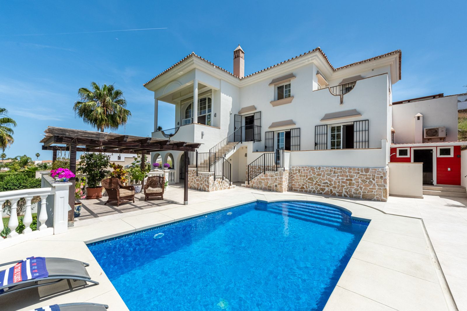 Villa for sale in Mijas