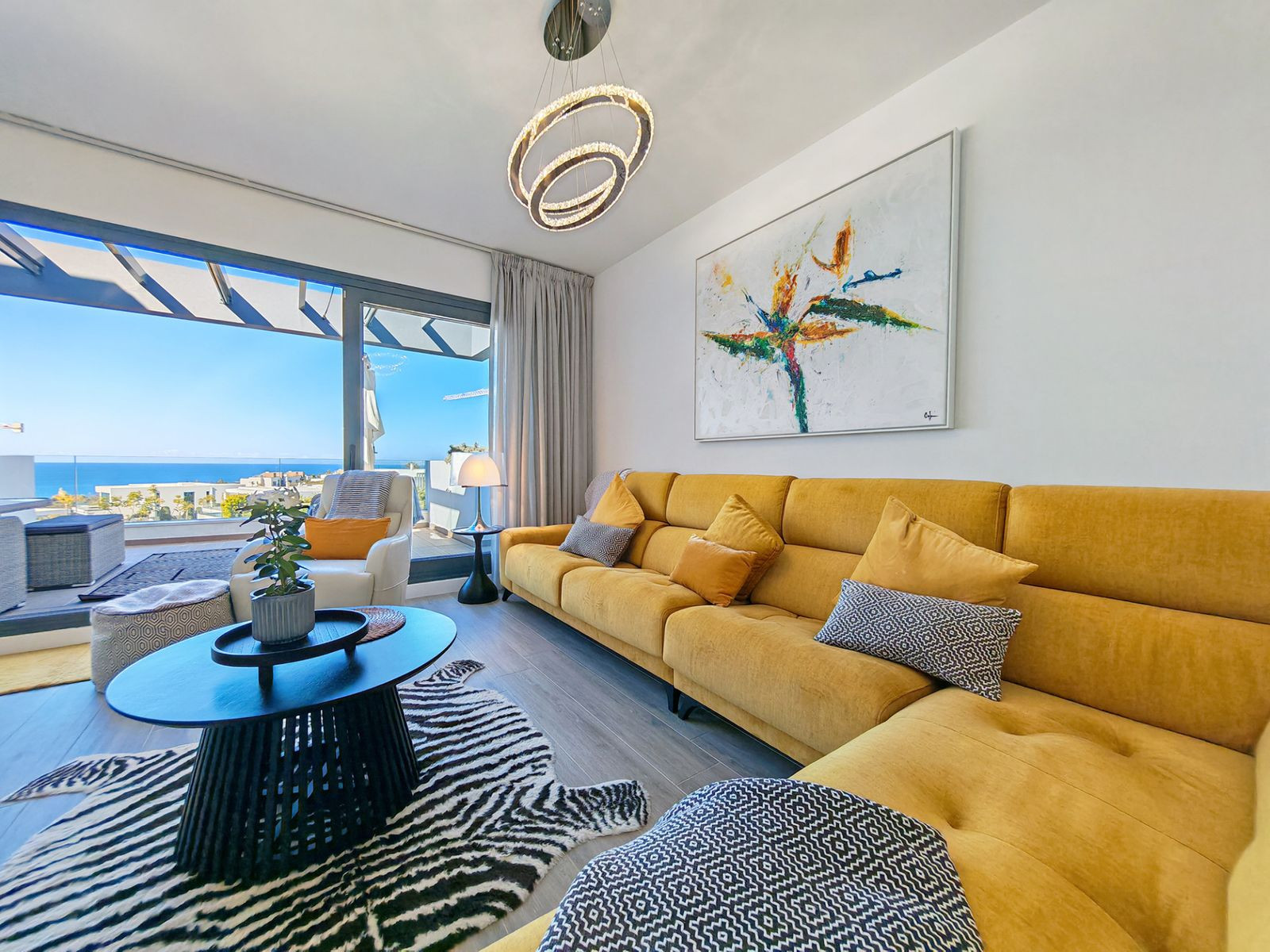 Apartment for sale in Cabopino, Marbella Este