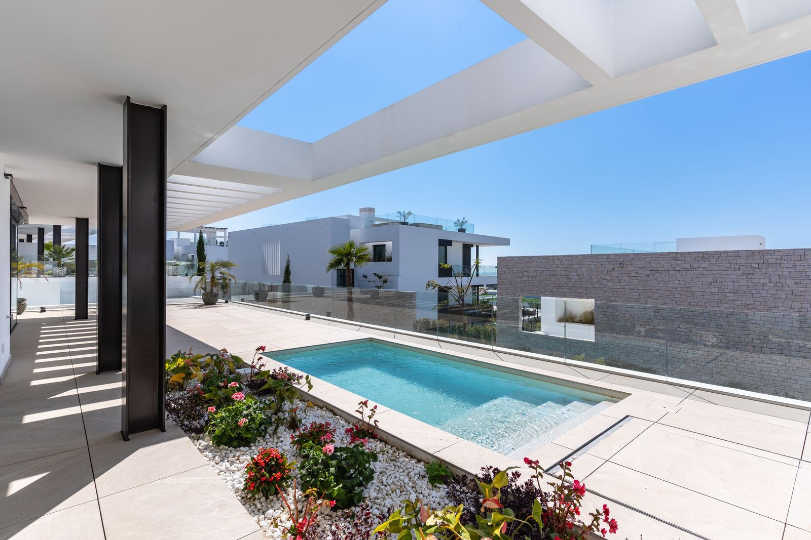 Apartamento en Planta Baja de Lujo en Santa Clara, Marbella Este