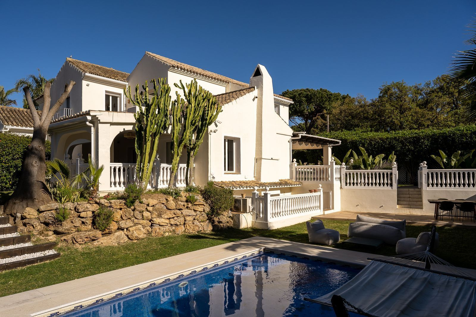 Villa for sale in Marbella Este