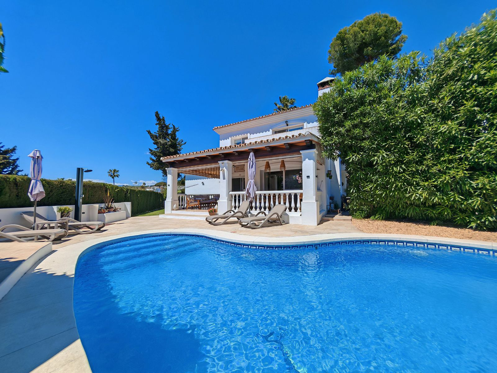 Villa for sale in Calahonda, Mijas Costa