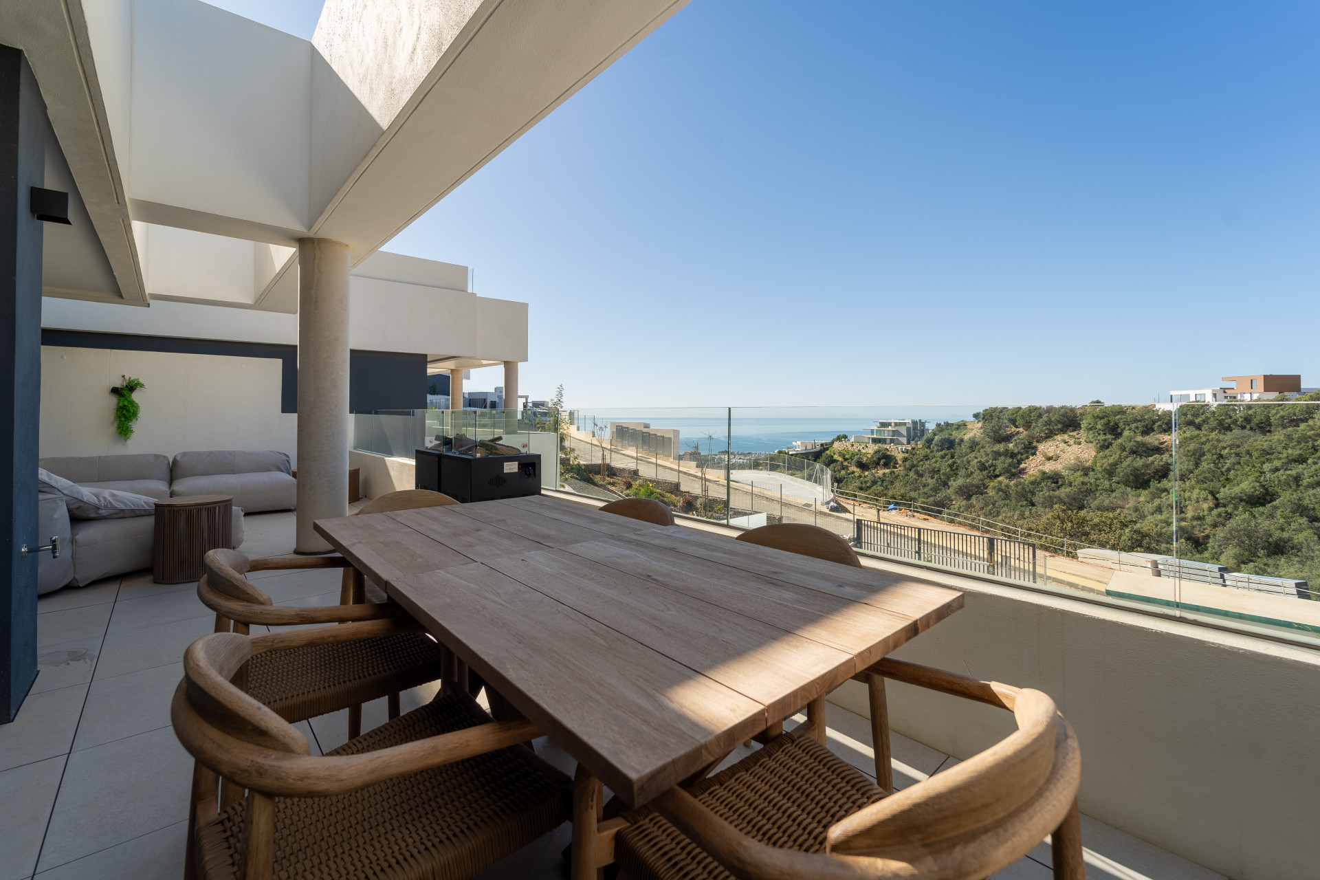 Apartment for long term rent in Los Altos de los Monteros, Marbella East