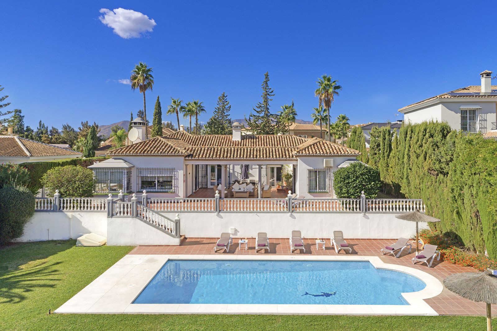 Villa for sale in Mijas Golf, Mijas Costa