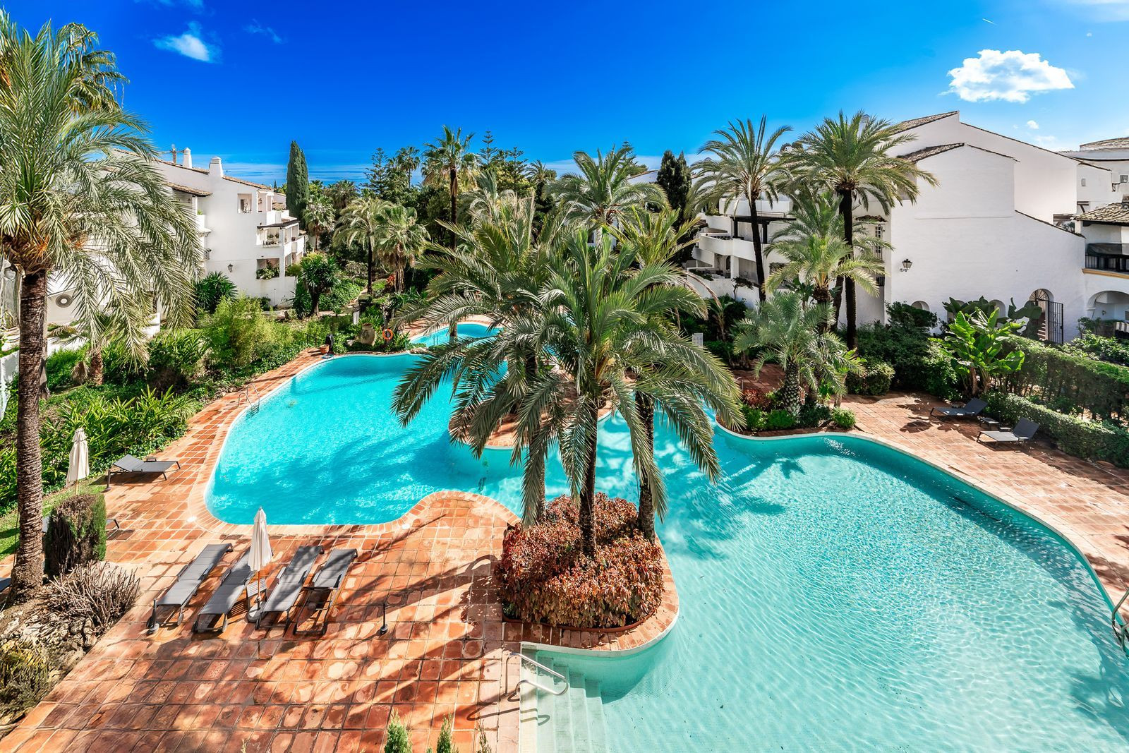 Apartment for sale in Marbella Golden Mile