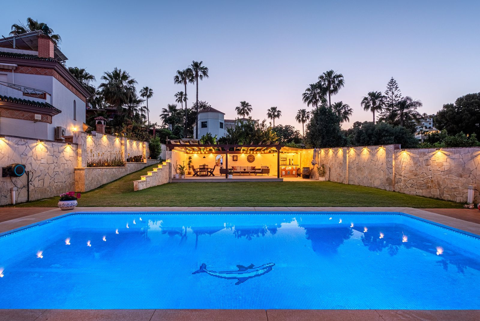 Villa for sale in Sierrezuela, Mijas Costa