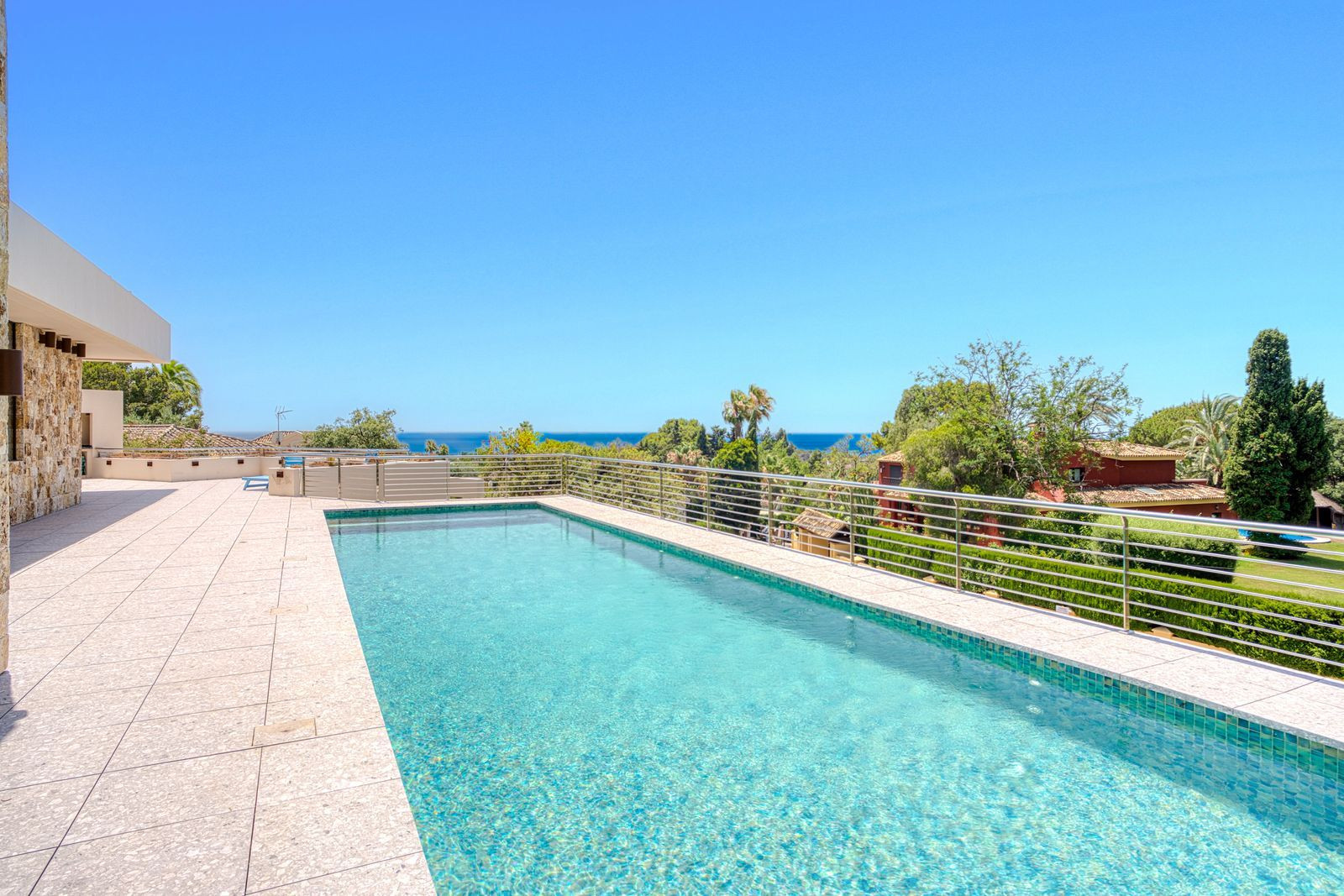 Villa for sale in Elviria, Marbella Este