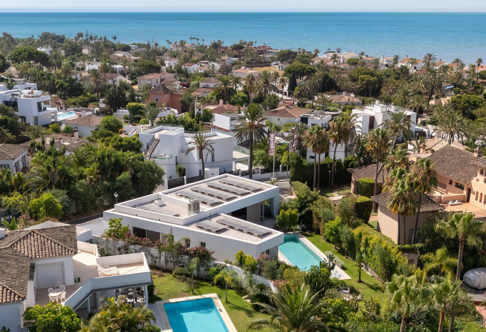 Villa for sale in Marbesa, Marbella East