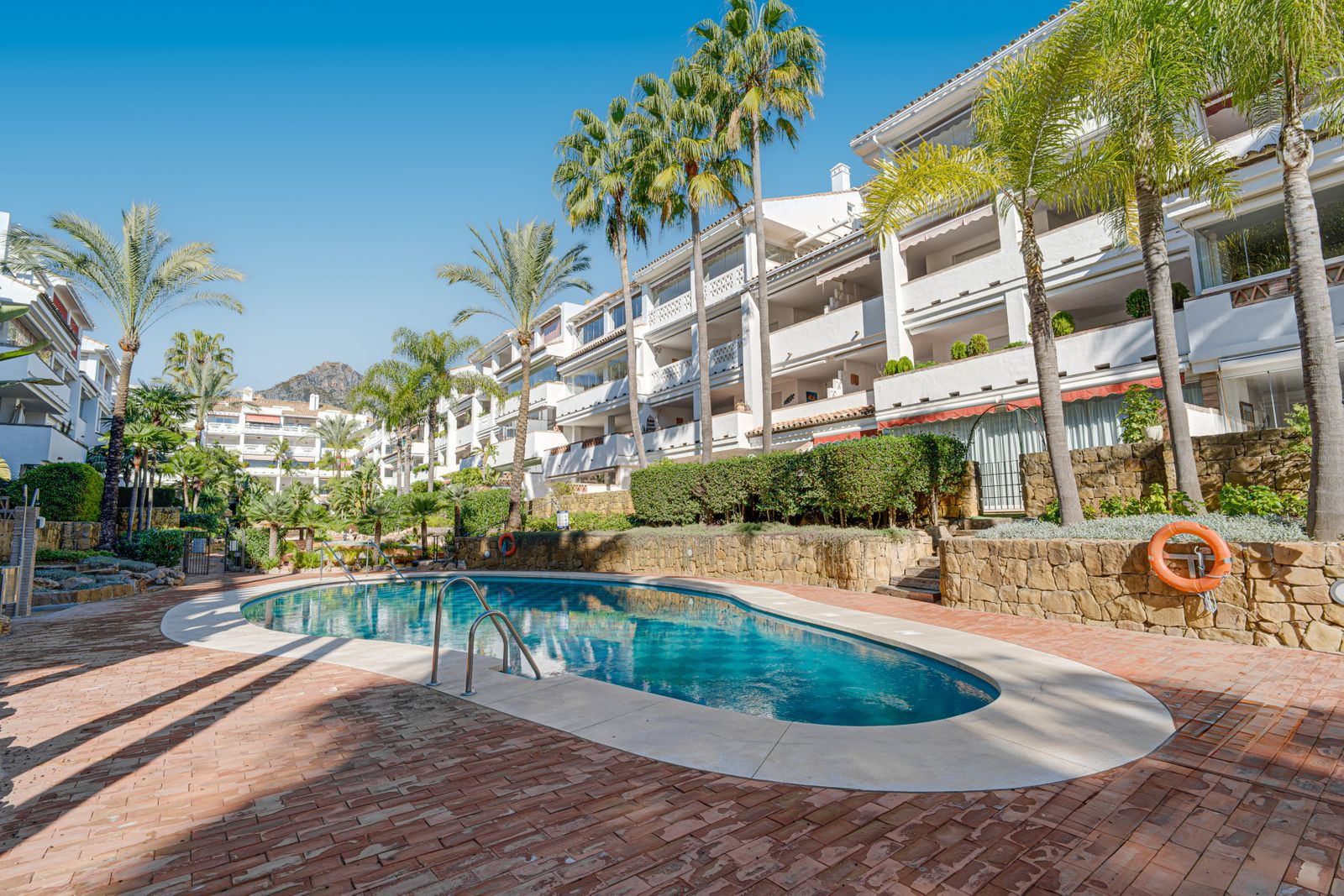 Apartment for sale in Marbella Golden Mile