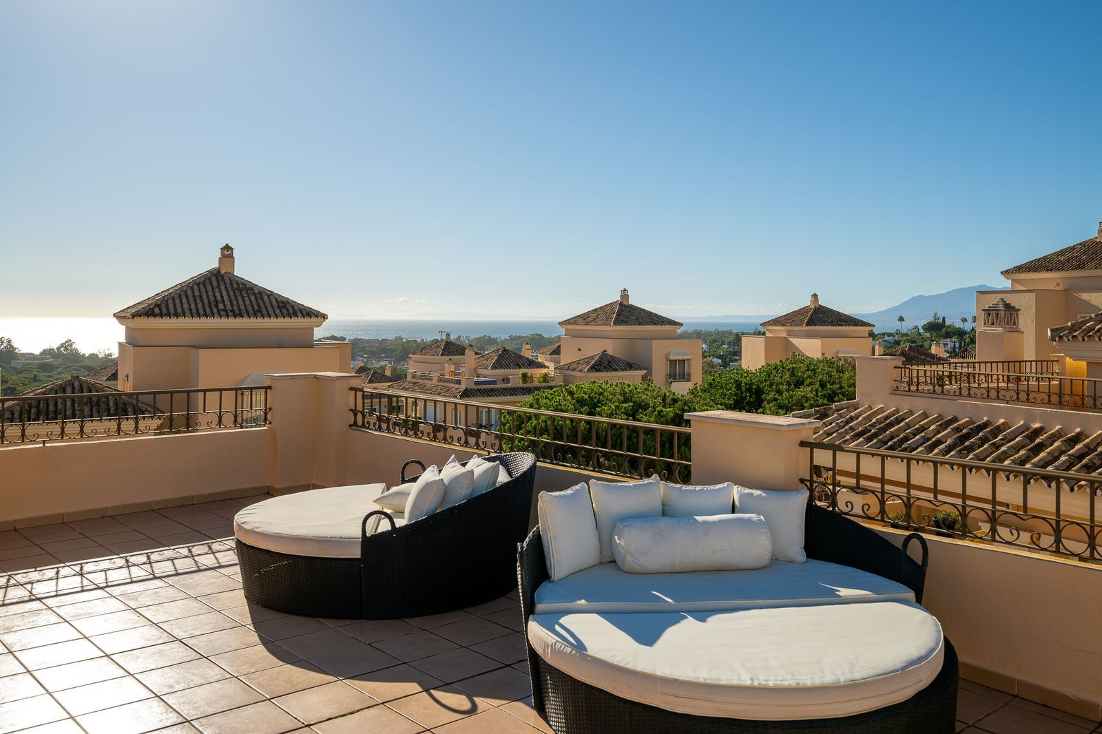 Duplex Penthouse for sale in Elviria, Marbella Este