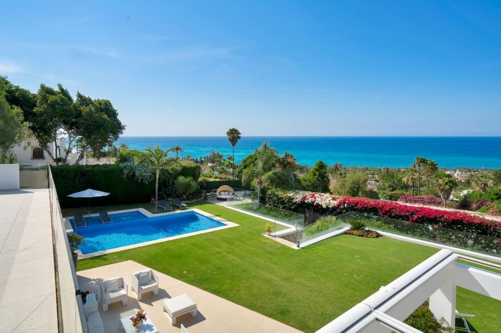 Villa for sale in Sierra Blanca, Marbella Golden Mile