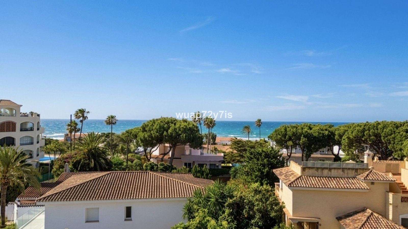 Penthouse for sale in Elviria, Marbella East