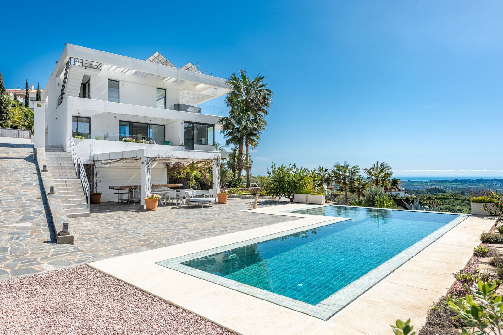 Villa for sale in Mijas