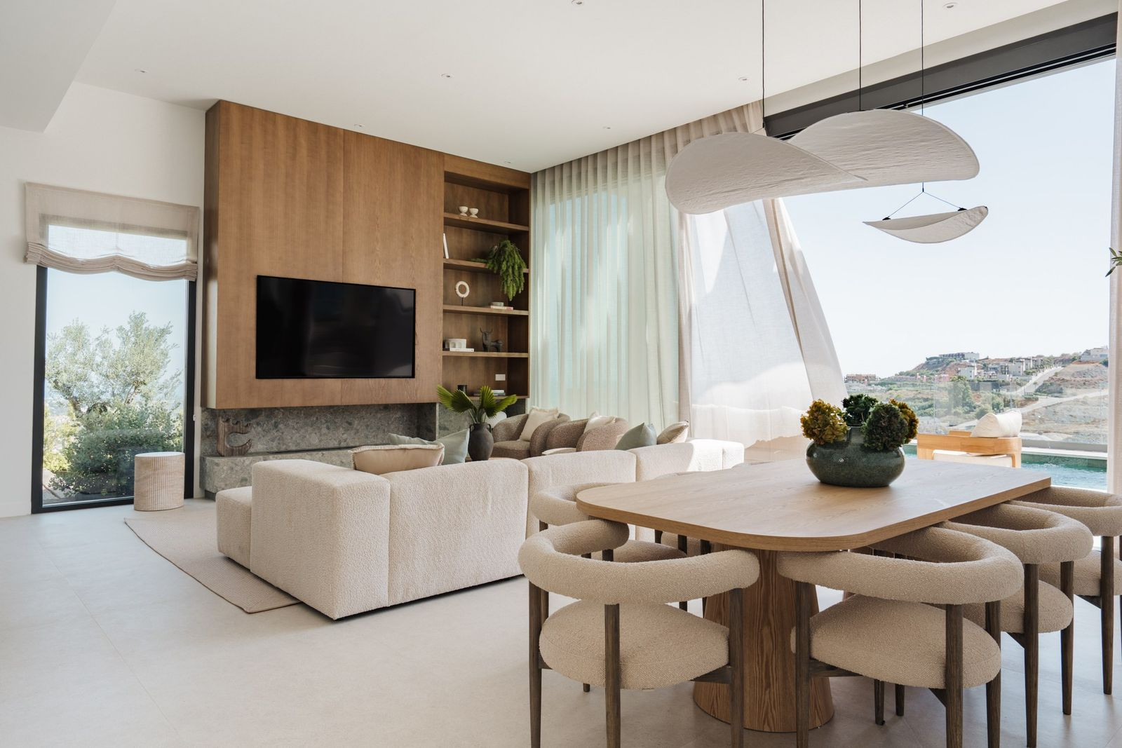 Villa for sale in Benahavis