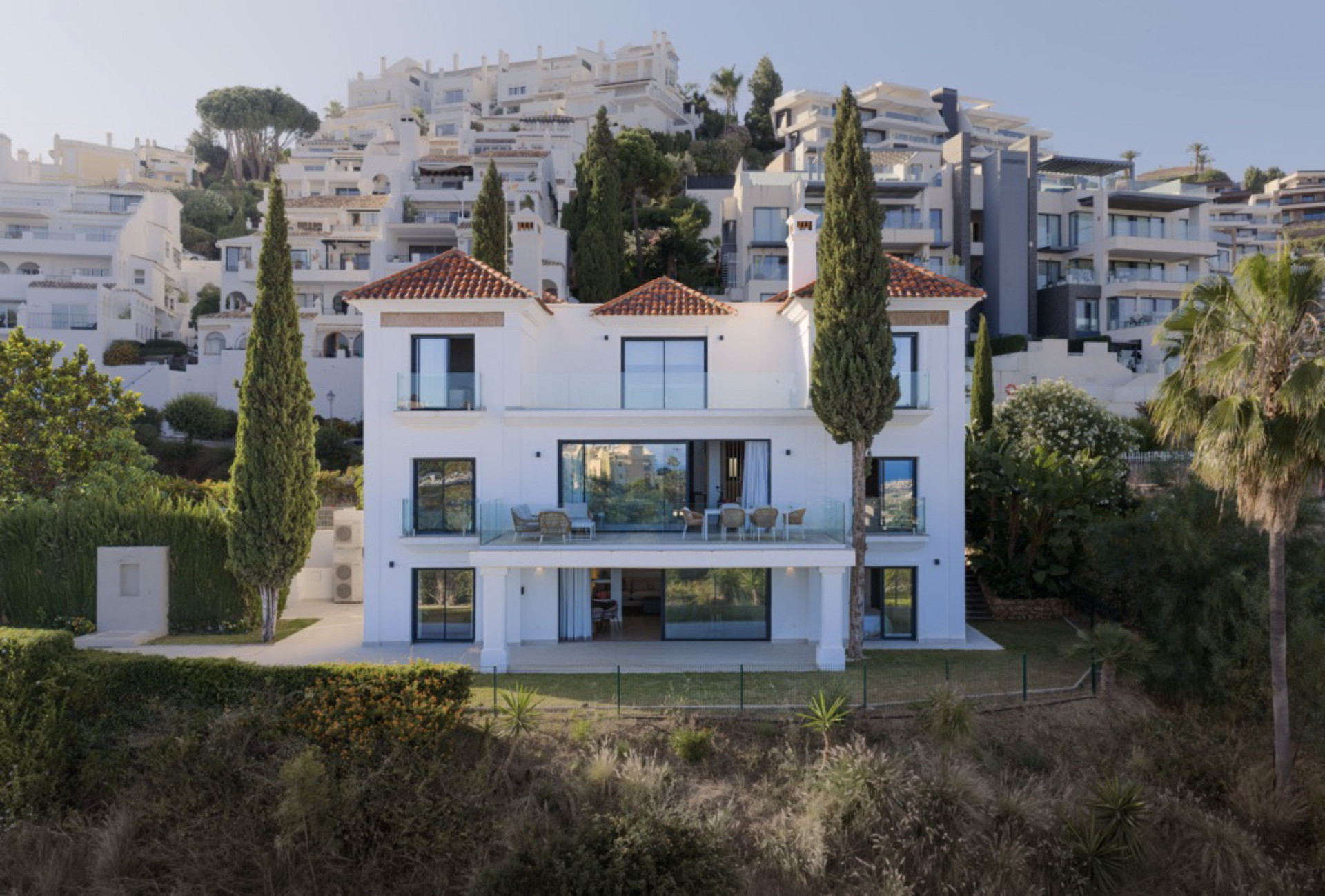 Villa for sale in Benahavis