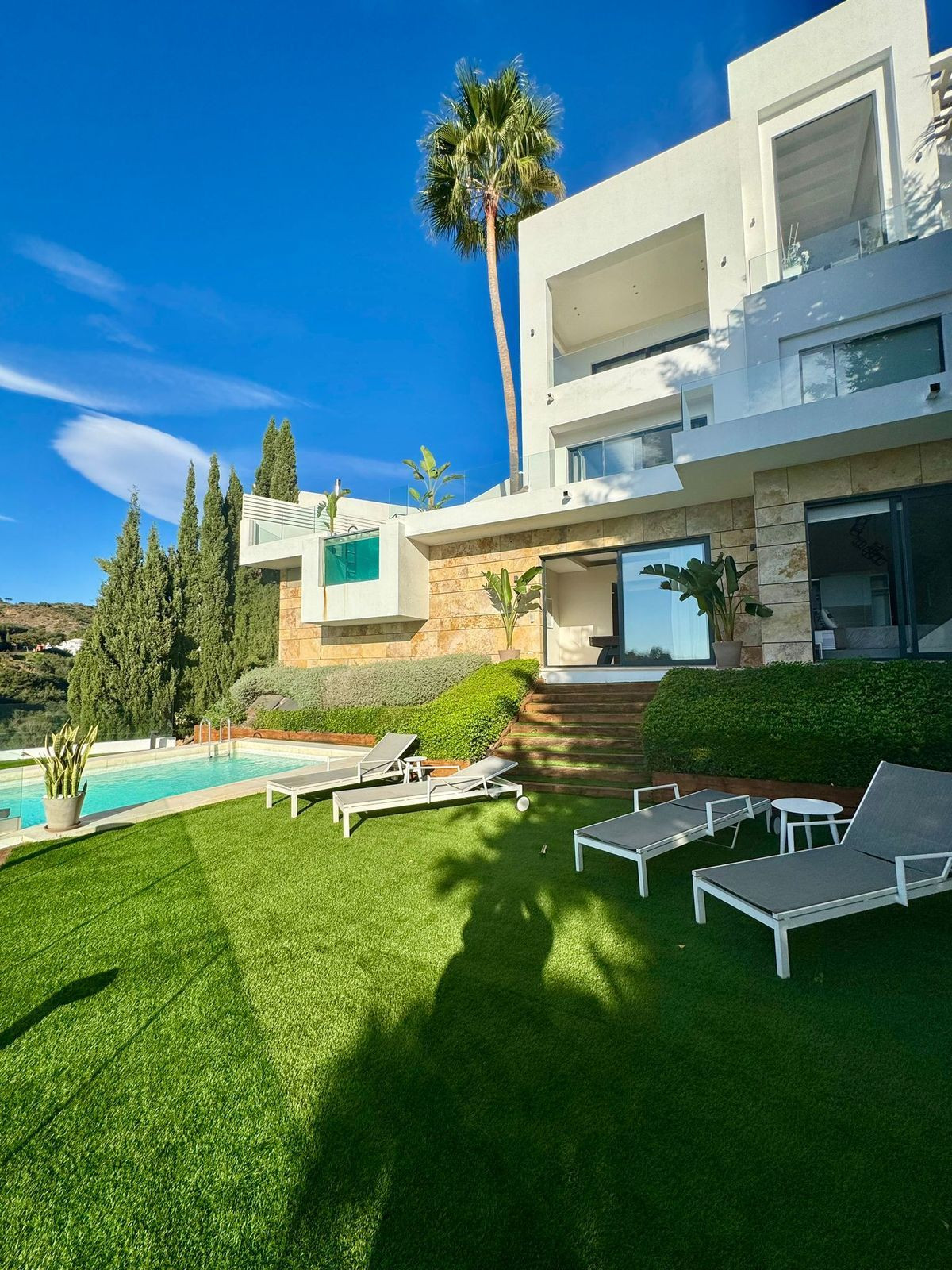 Villa for sale in Marbella