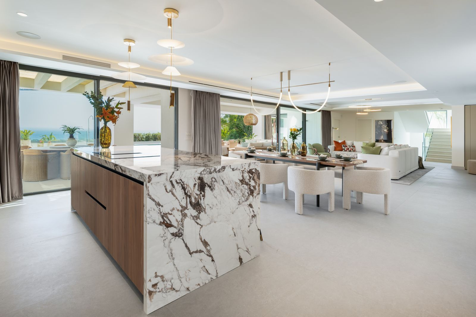 Villa for sale in Elviria, Marbella Este