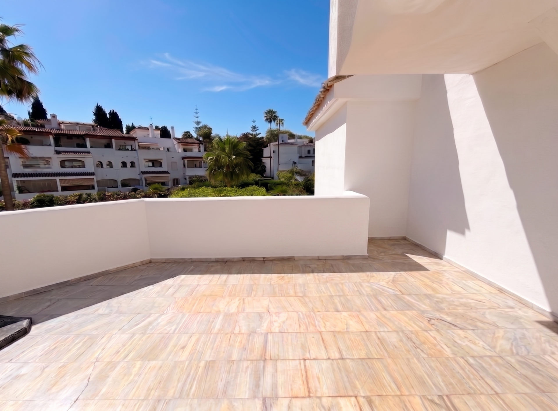 apartment in Marbella Este — frame 4