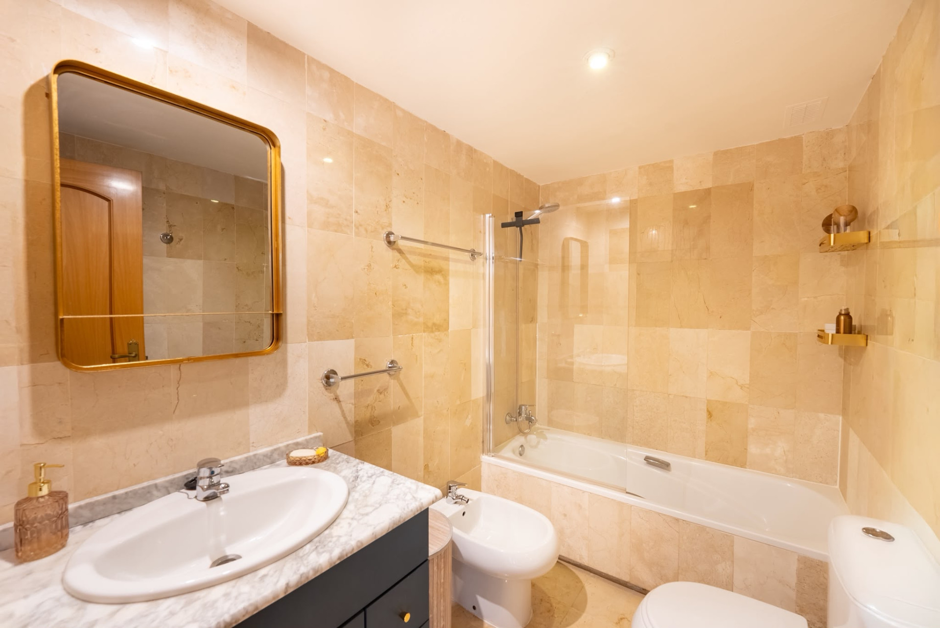 apartment in Campos de Guadalmina — frame 11
