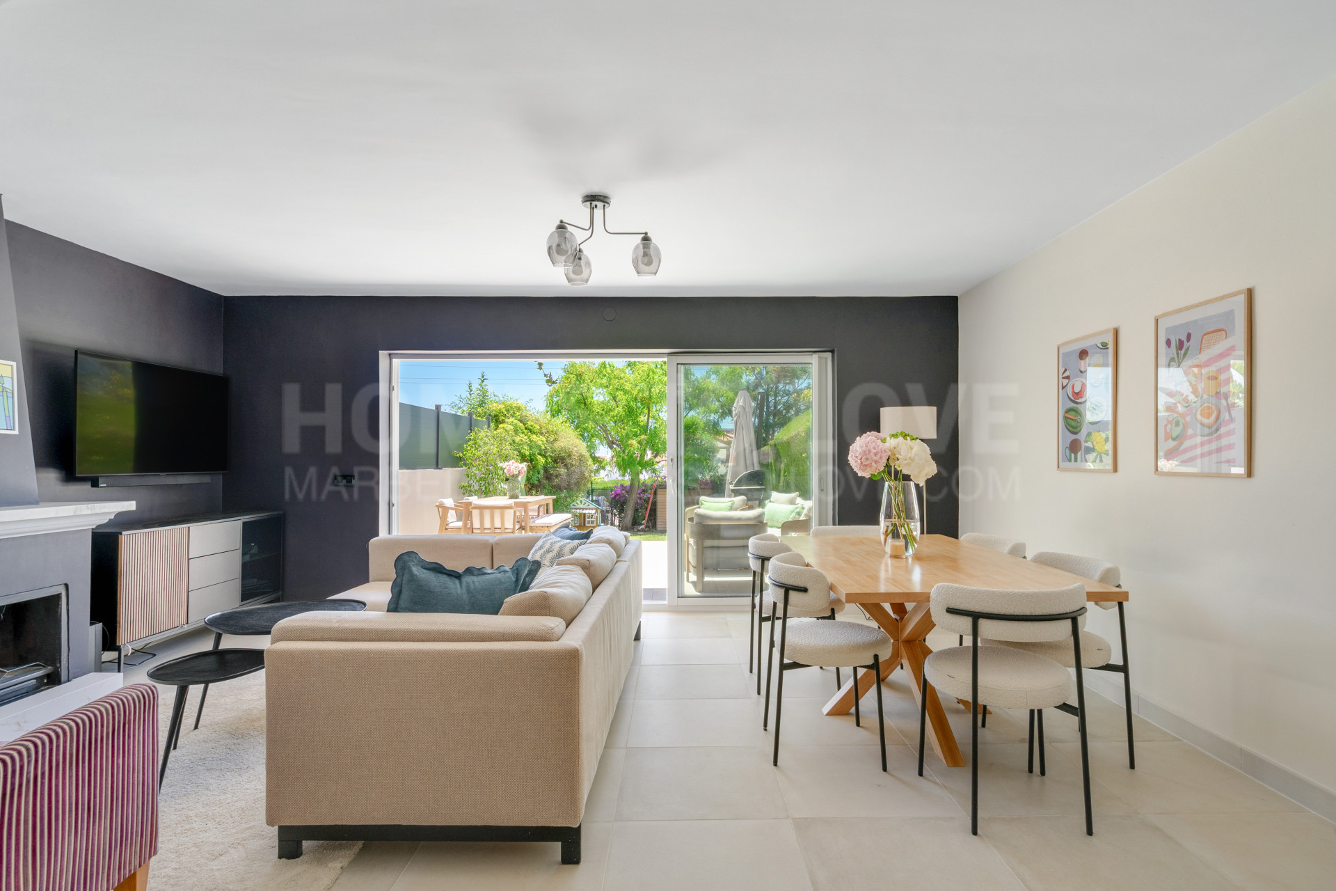 Hermosa casa de tres dormitorios con jardín privado en Nueva Atalya