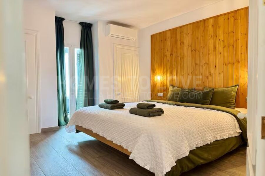 Hermoso apartamento orientado al sur, dos dormitorios situado en primera línea de playa de Jardines de las Golondrinas, Elviria