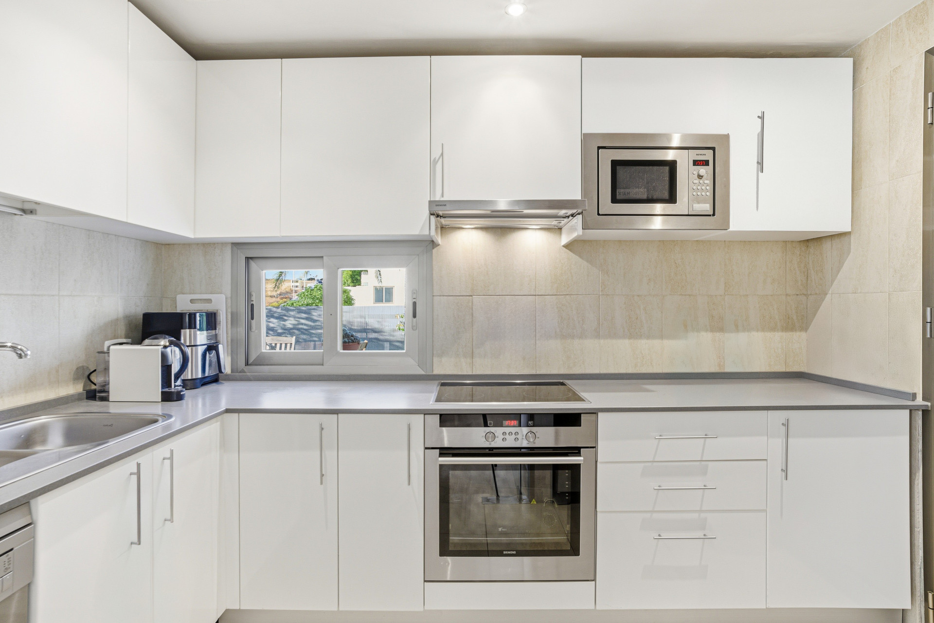 Vastgoed detail 6 B98Le8~d7M9k3DegpEFZhS0lI F8U4XZVz~HWxt~mGgYekxX9nCAxh0ZjtE2u9zqepXEUrVLqfm8KeIGW6Gtyd4X9W88Pf4a4hBR00q0ieWxA6OQtAWxgUsr7VVnkRJAk8IwEVcd6Y3ELDn5XXJTNTKa8dDhIOKIBQ