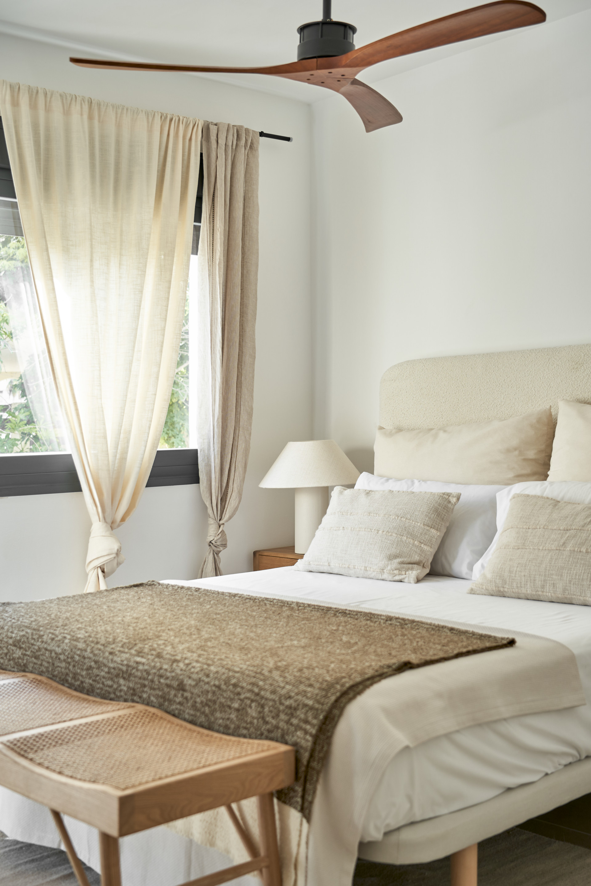 Elegant, tre soverom byhus som ligger i det gated community of Agra Residencial, Estepona