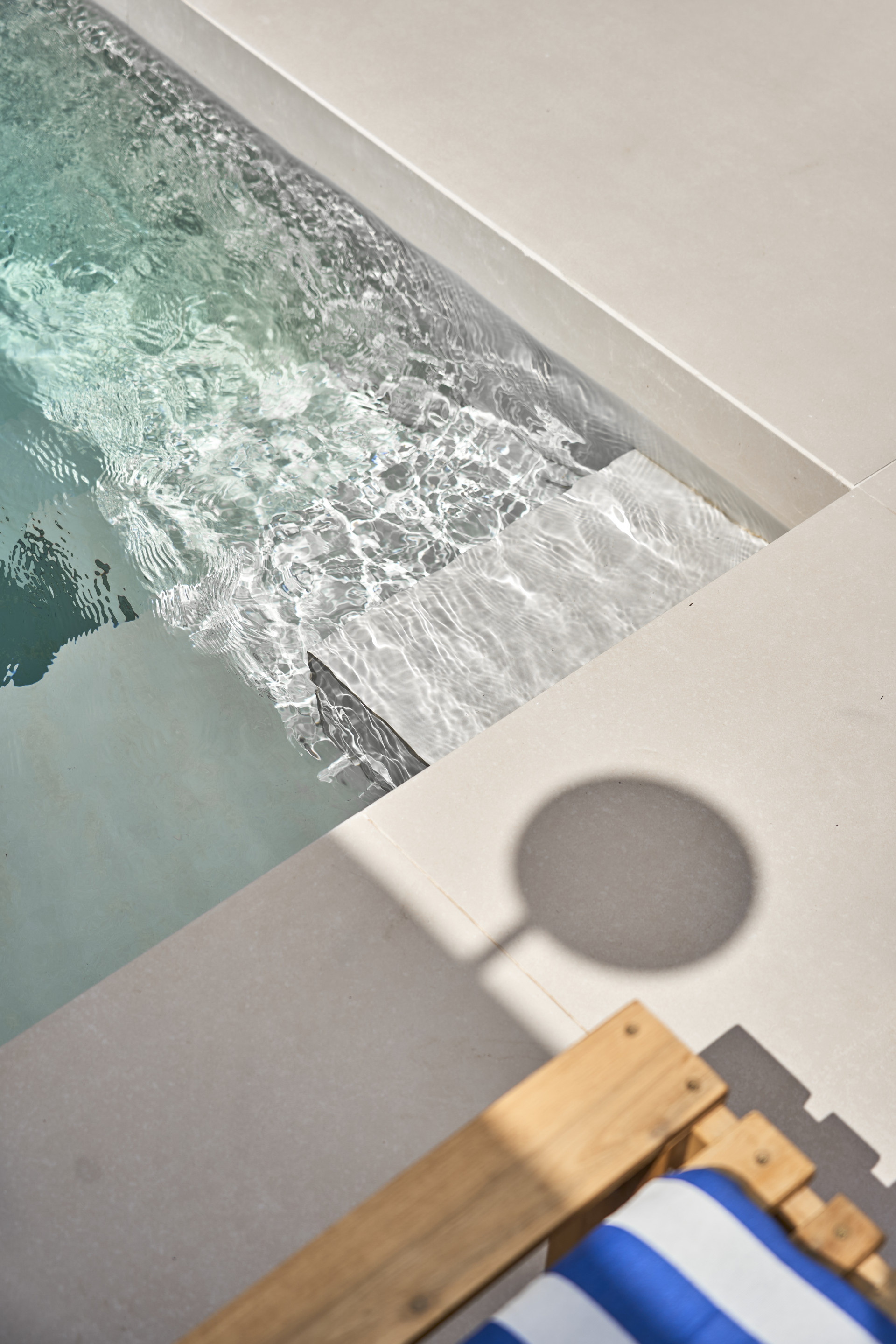 Elegant, tre soverom byhus som ligger i det gated community of Agra Residencial, Estepona