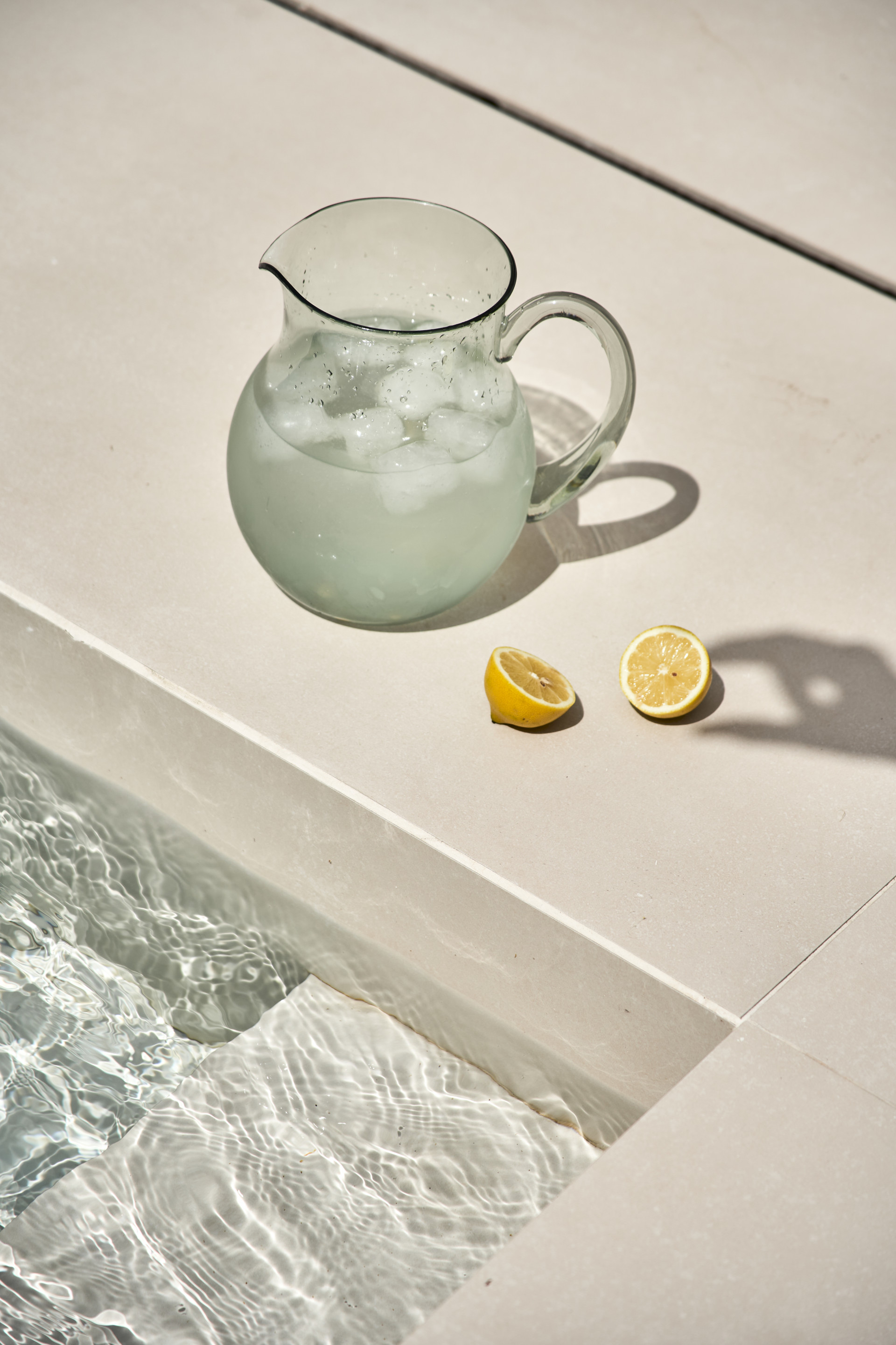 Elegant, tre soverom byhus som ligger i det gated community of Agra Residencial, Estepona