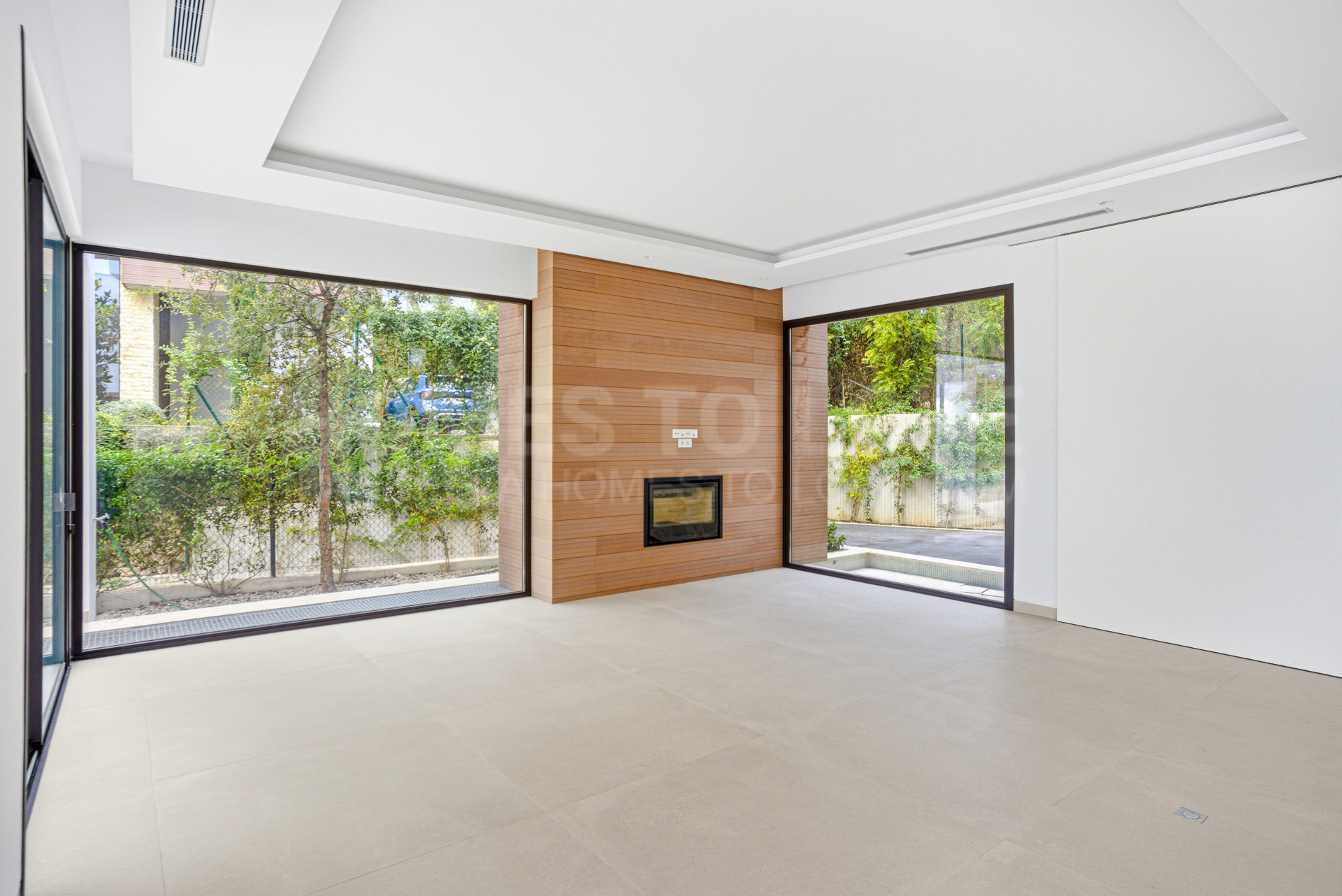 Neubau Luxus, vier Schlafzimmer, Südlage Villa in einer exklusiven Wohnanlage am Rande der Goldenen Meile von Marbella