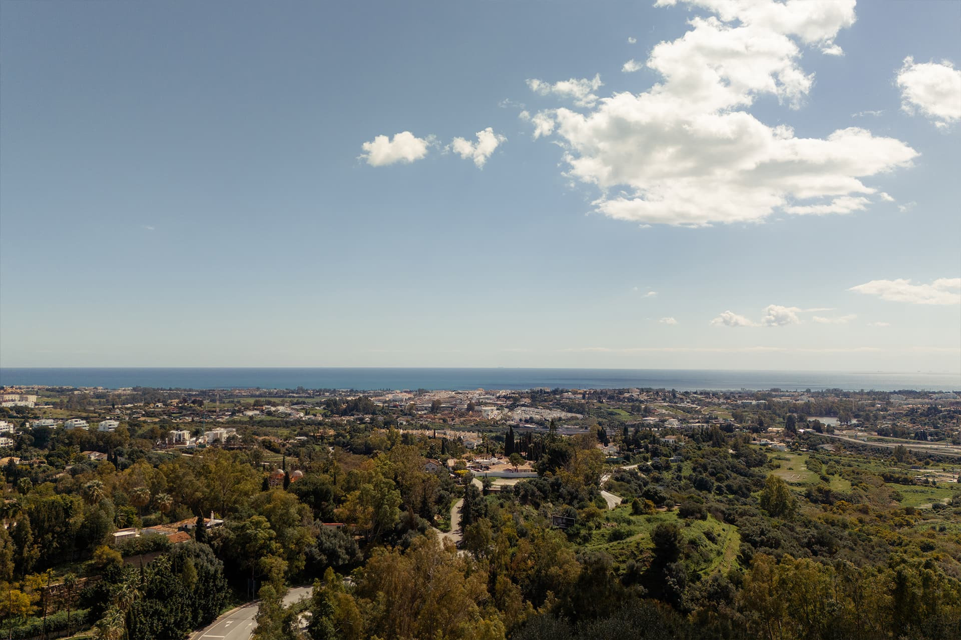 Une maison de ville de style scandinave avec 4 chambres et vue panoramique sur la mer