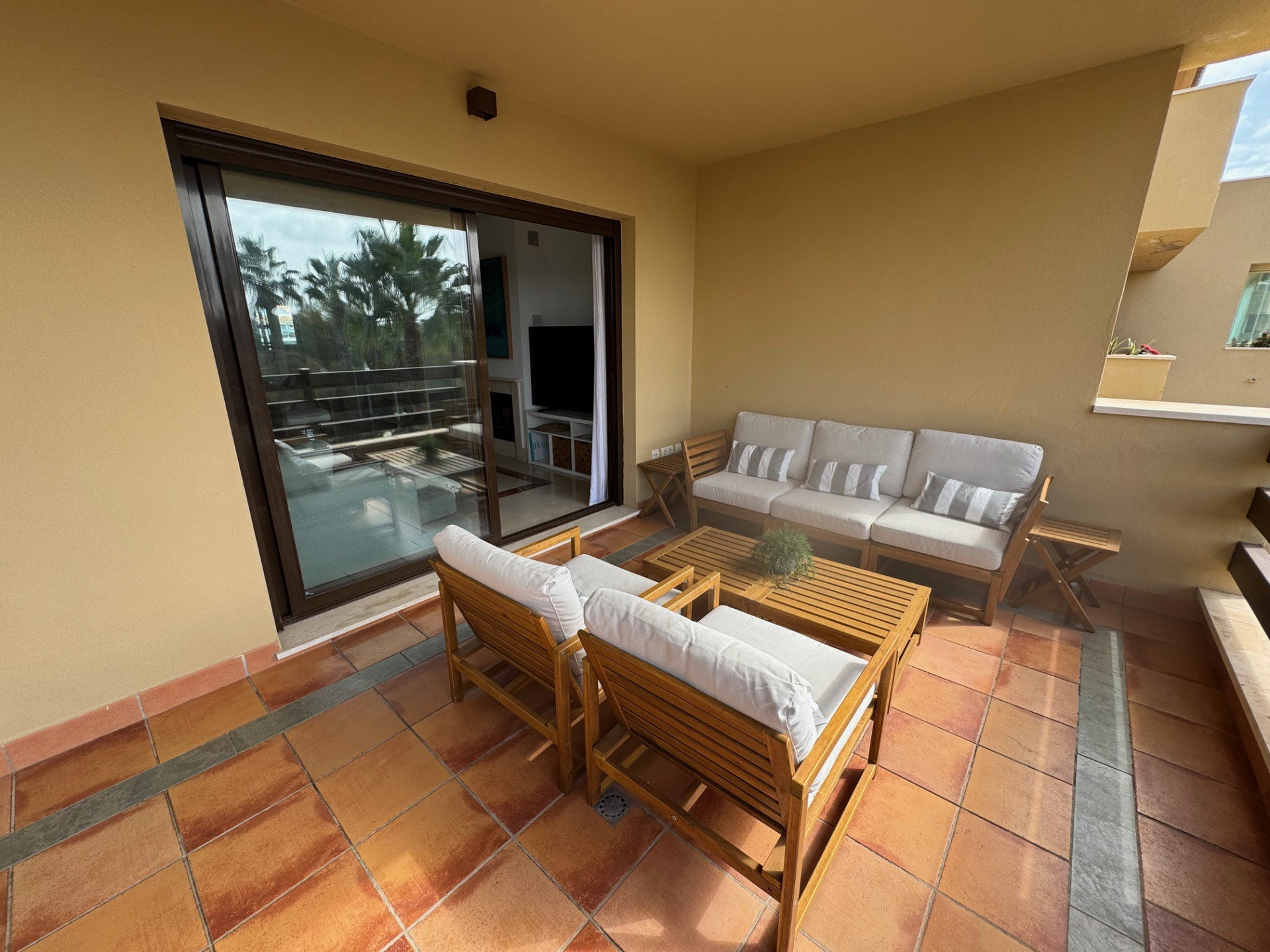 Elegante apartamento de 3 dormitorios en Ribera del Paraíso, Puerto de Sotogrande