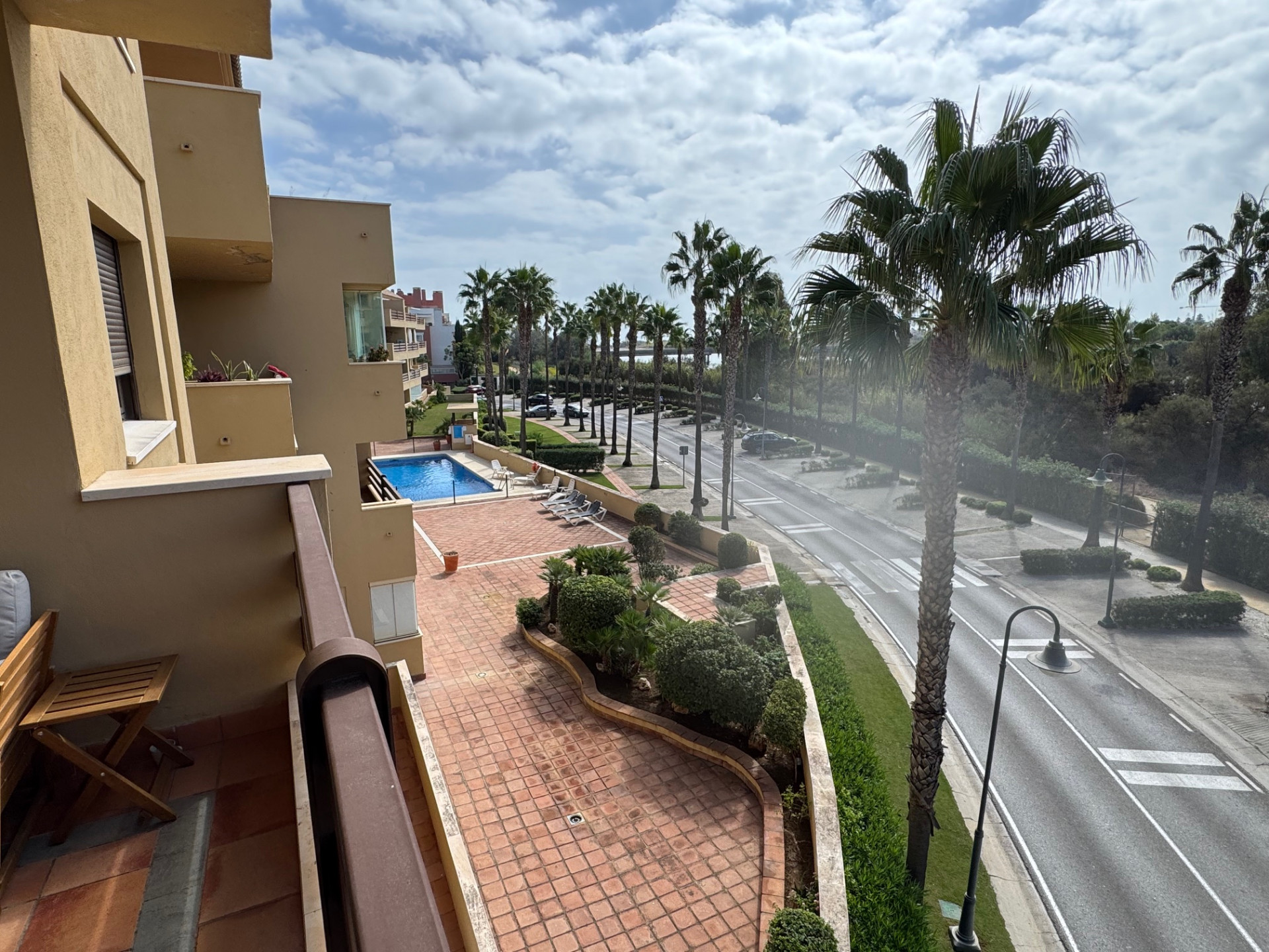 Elegante apartamento de 3 dormitorios en Ribera del Paraíso, Puerto de Sotogrande