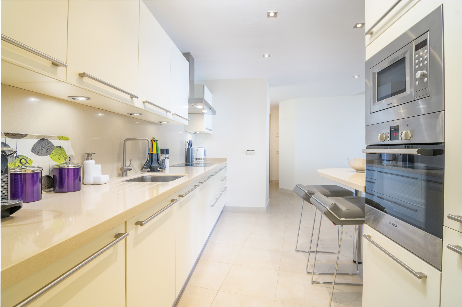 Stylish and modern, two bedroom apartment in the exclusive Samara Resort in Marbella with stunning panoramic sea views