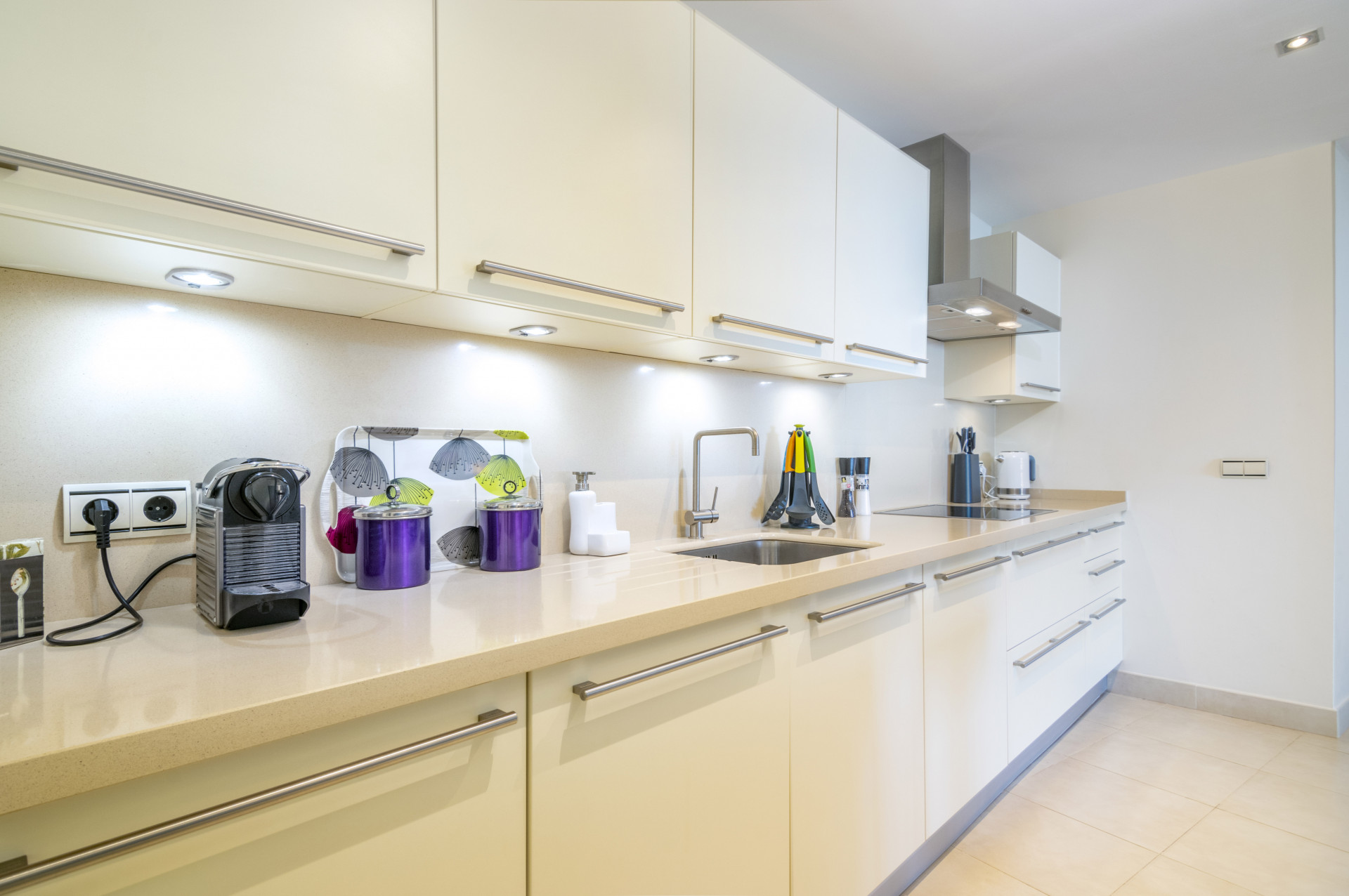 Stylish and modern, two bedroom apartment in the exclusive Samara Resort in Marbella with stunning panoramic sea views