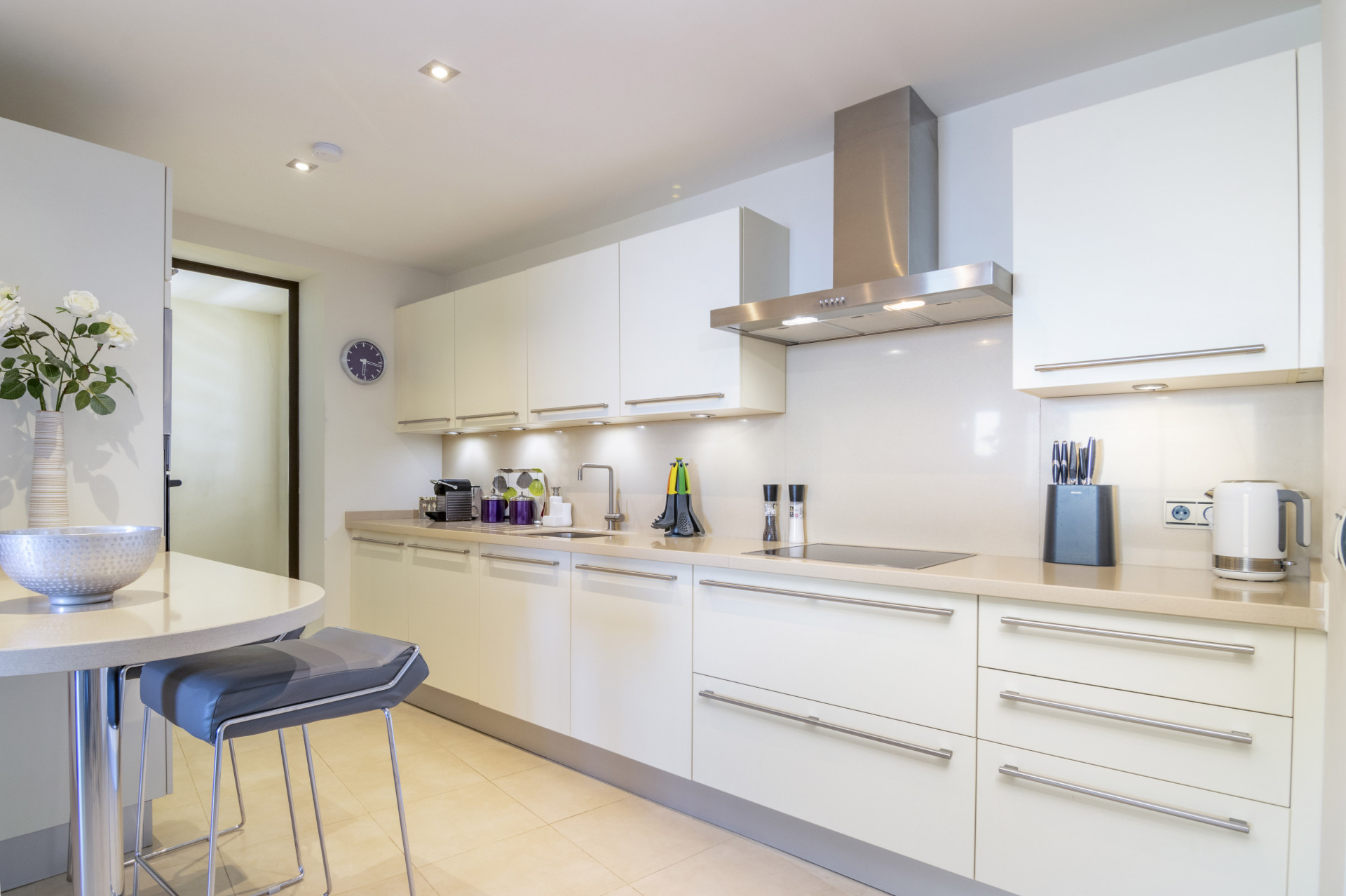 Stylish and modern, two bedroom apartment in the exclusive Samara Resort in Marbella with stunning panoramic sea views