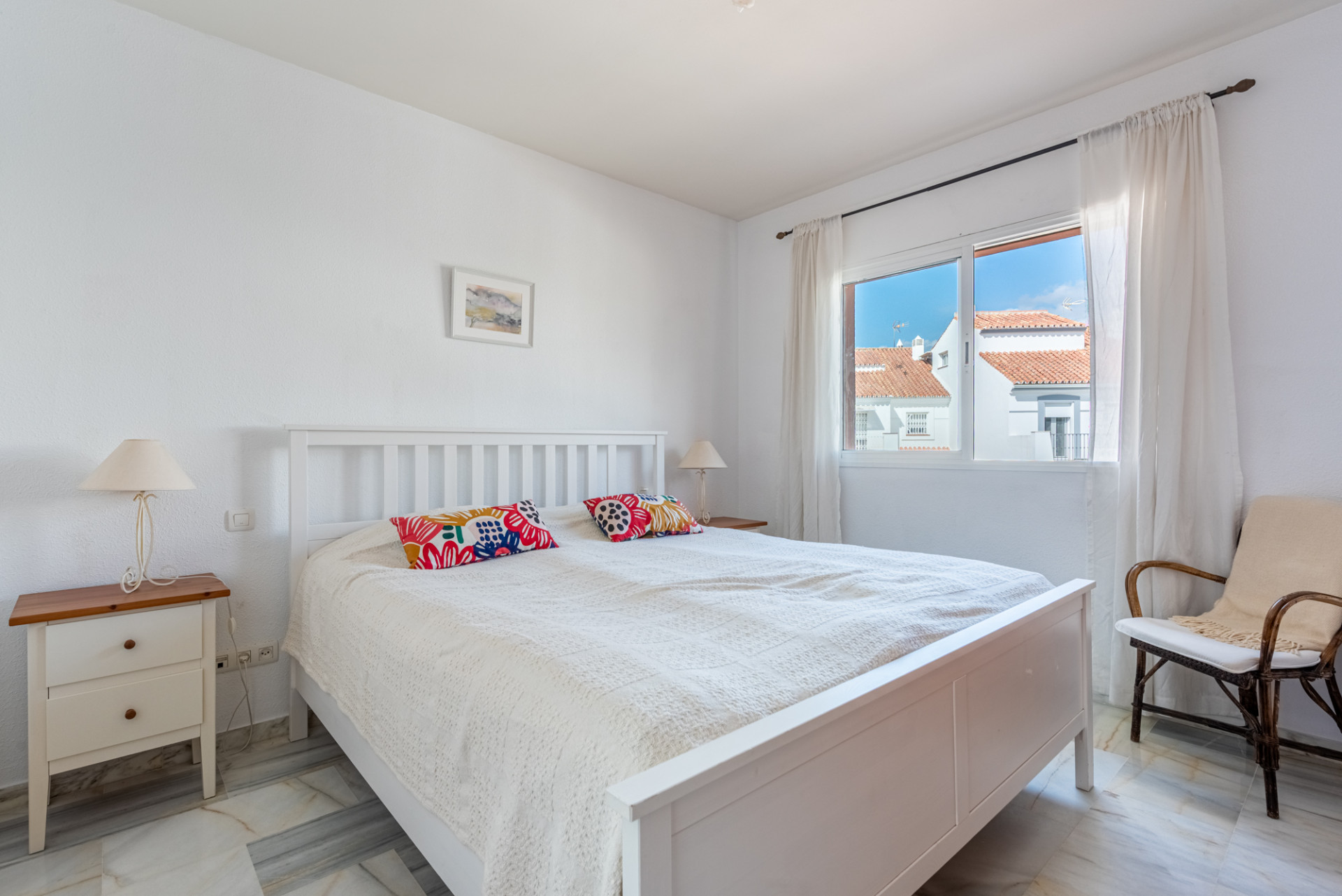 Charming South-Facing Townhouse in Monte Biarritz – Walking Distance to Beach and Amenities