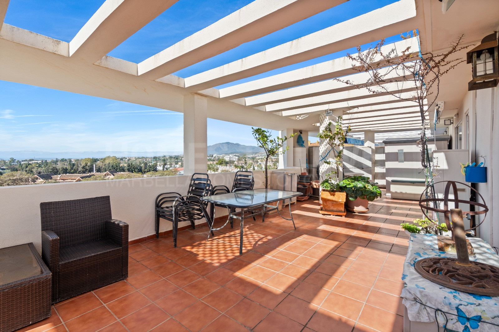 Amazing Penthouse with Open Panoramic Views on San Pedro Boulevard!