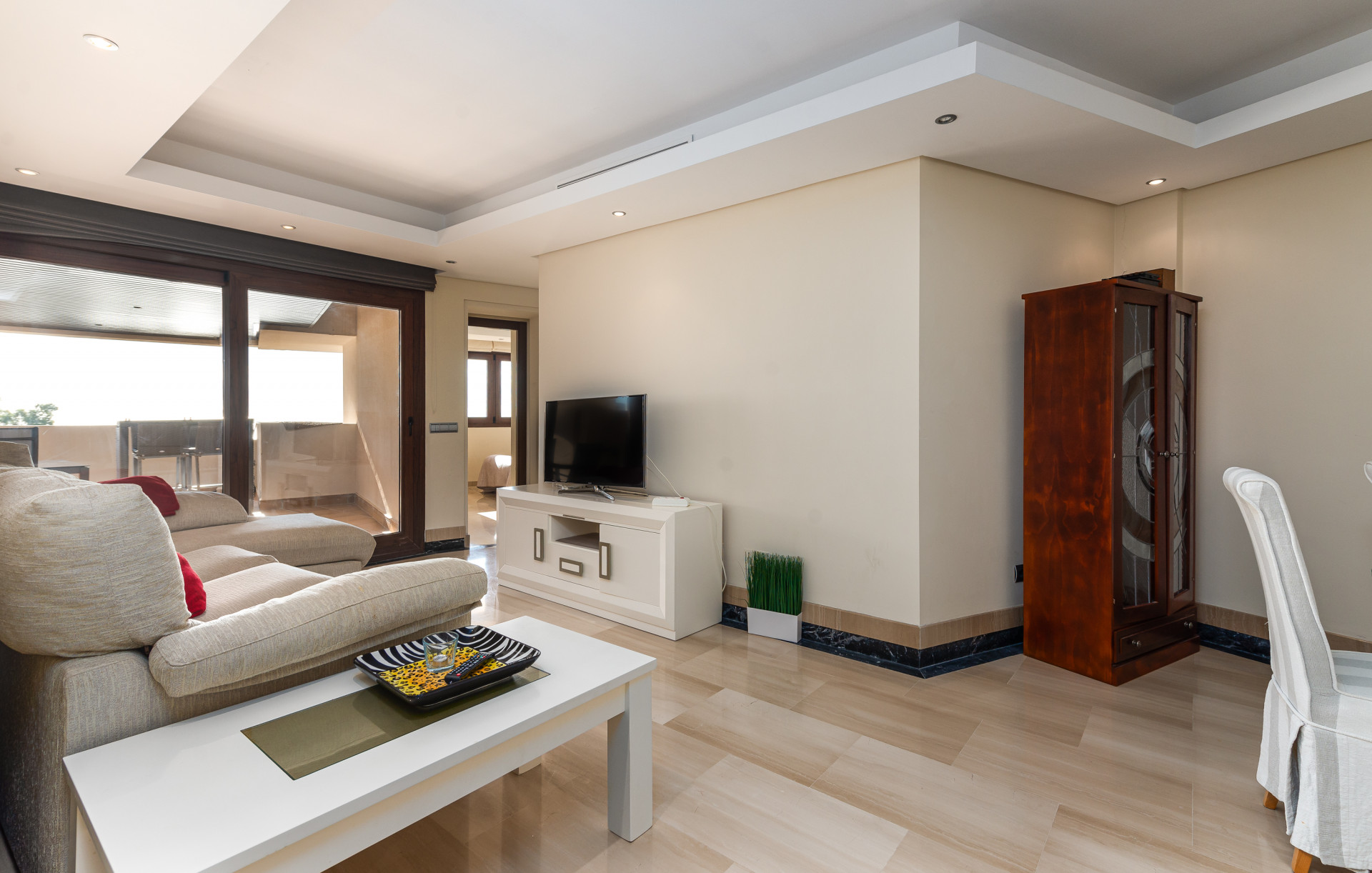 Penthouse in Estepona - Image 3