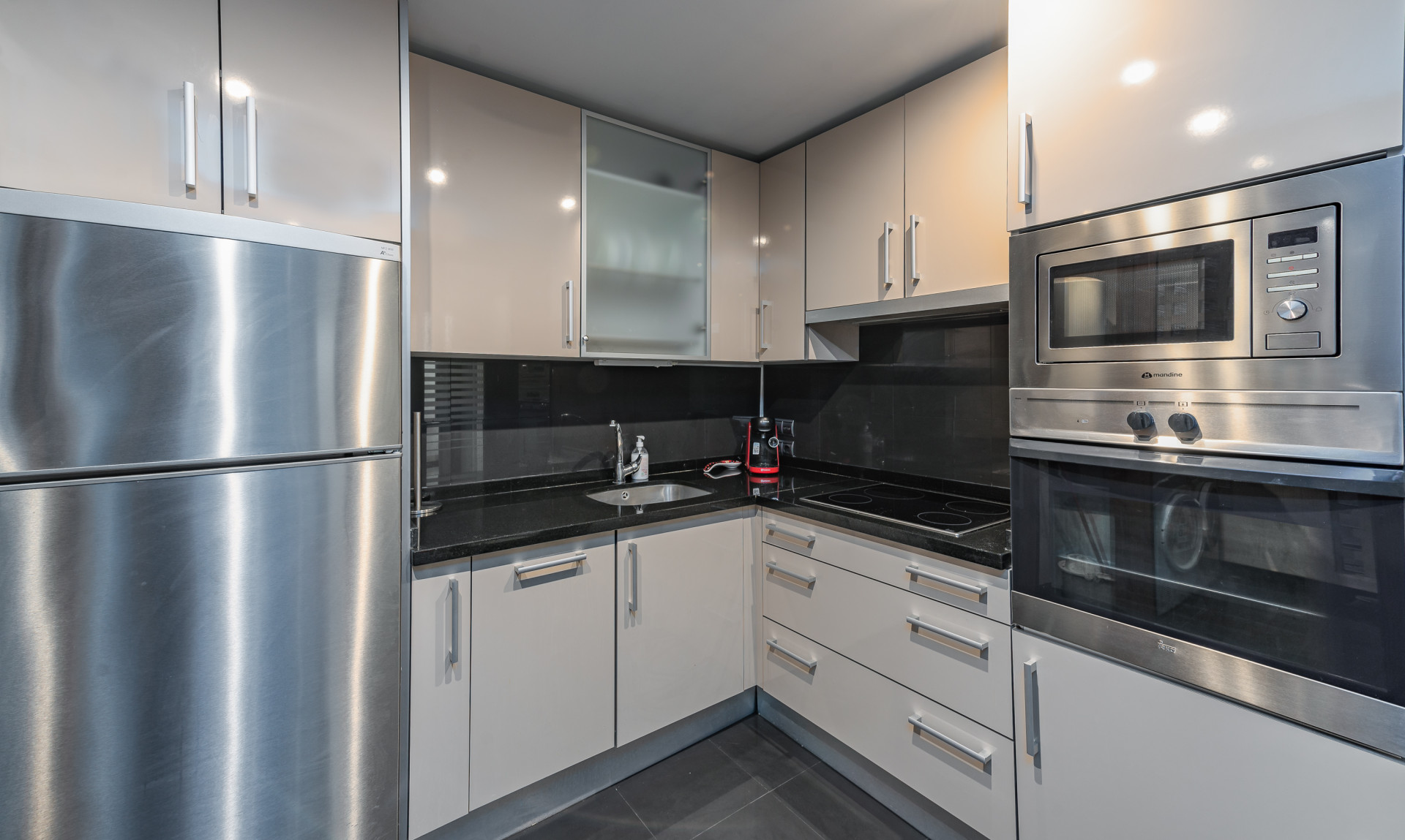 Penthouse in Estepona - Image 4