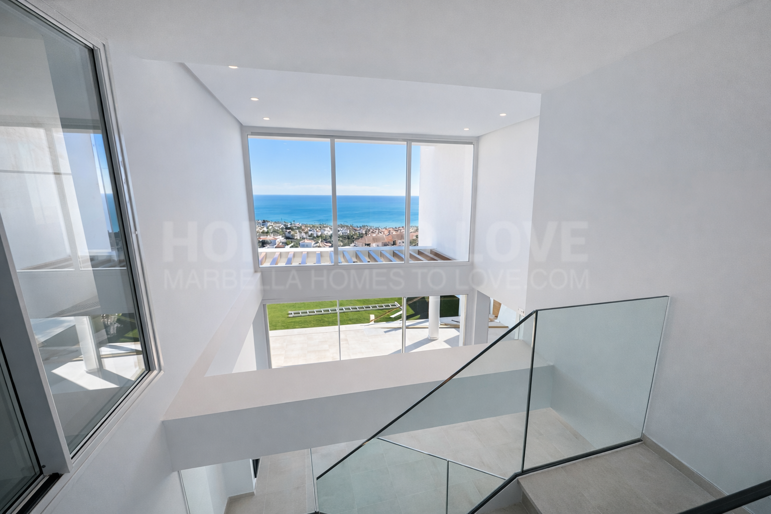 Exceptional 3-Bedroom Duplex with Panoramic Sea & Gibraltar Views - Infinity Alcaidesa