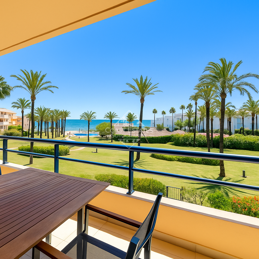 Charming three bedroom apartment in Paseo del Mar available for short term rent