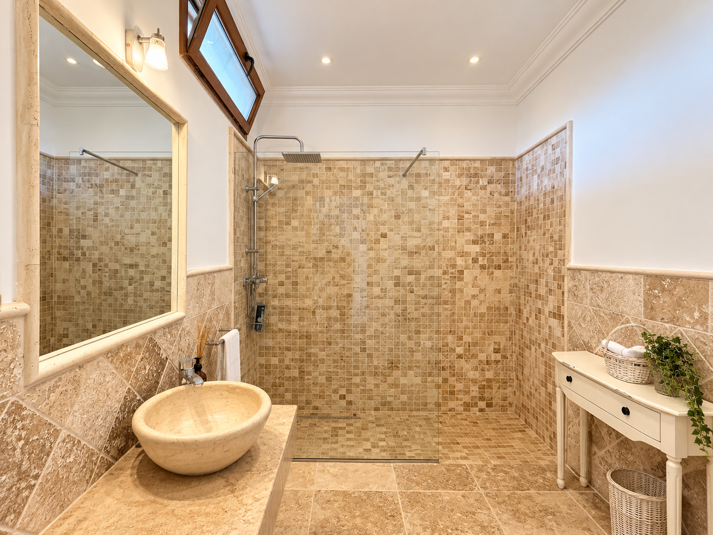 Elegant Family Villa with Private Pool in Sotogrande B Zone